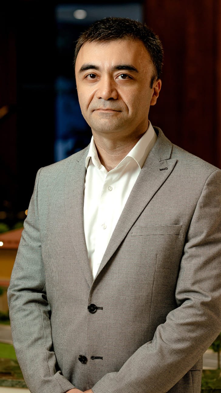 Дониёр Алимов
